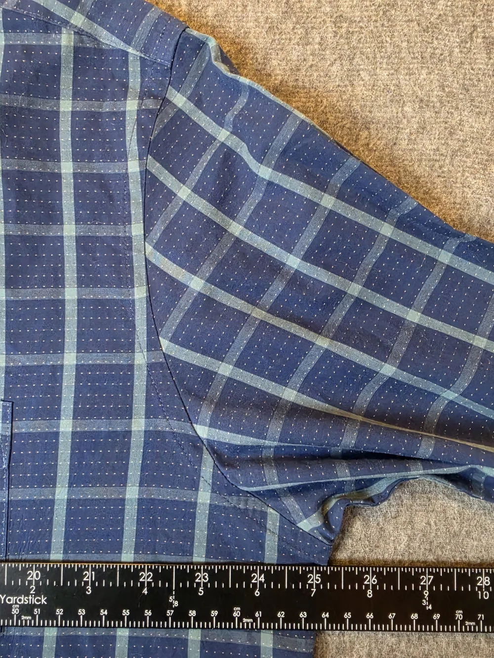 Untuckit Men's Blue Plaid Button-Down Shirt XL Preppy Travel Business Casual